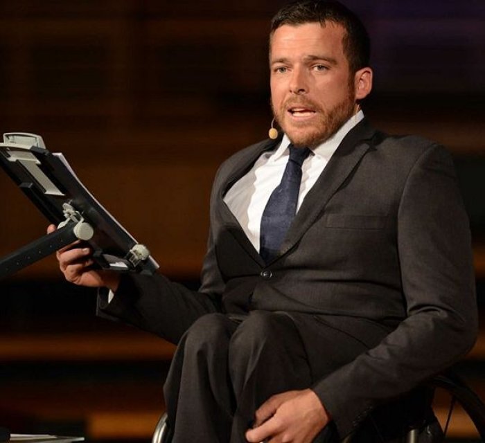 Kurt Fearnley - Motivational Speakers - Paralympic Champion 