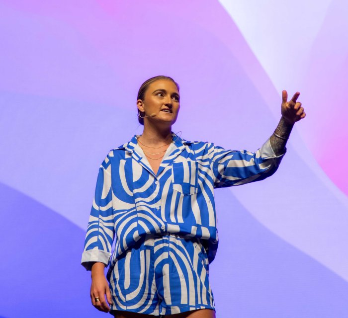 Brooke McIntosh - Motivational Speakers - Brooke McIntosh symbolizes resilience, strength, a ...