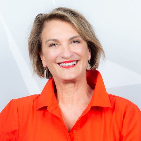 Dr Louise Mahler - Business Speakers - Leading Communications Expert