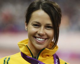 Kelly Cartwright - Motivational Speakers - Paralympic gold and silver medallist and multiple  ...