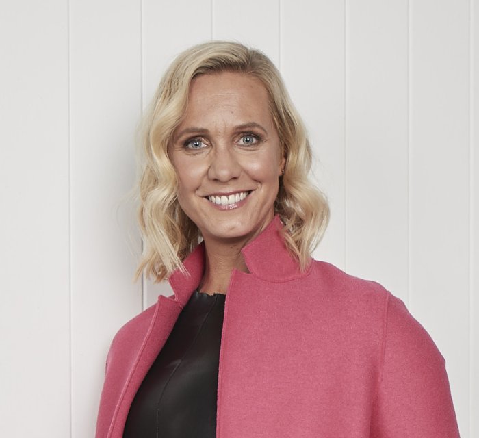 Dr Kristy Goodwin - Business Speakers - Speaker, author, researcher and media commentator. ...