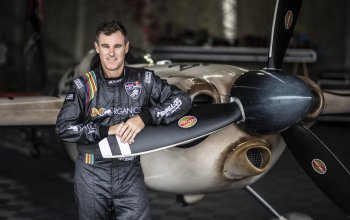 Matt Hall - Motivational Speakers - Racing champion and former RAAF pilot with strateg ...