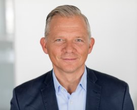 Matthias Kroener - Leadership - Leading expert in disruptive and customer-centric  ...