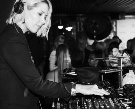 Niki De Saint - Dance Bands - A DJ for sophisticated music lovers of life
 ...