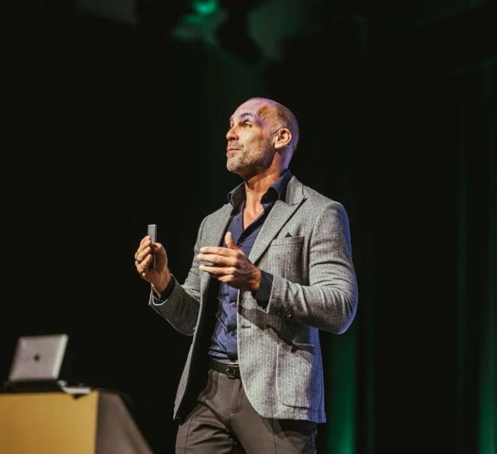 Richard Van Hooijdonk - Futurists & Future Trends - Futurist and international keynote speaker
