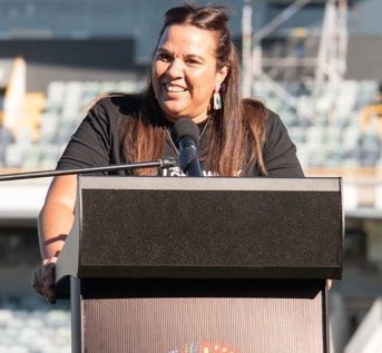 Roanna Edwards  - Interesting Ideas - Leading Advocate for Aboriginal Affairs, Skilled F ...