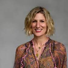 Stephanie Bown - Leadership - Transforming Leadership with Purpose and Performan ...