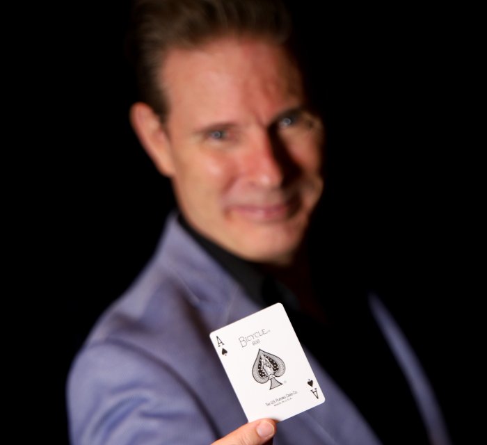 Tim Ellis - Feature Acts - Pioneering magician and award-winning entertainer, ...